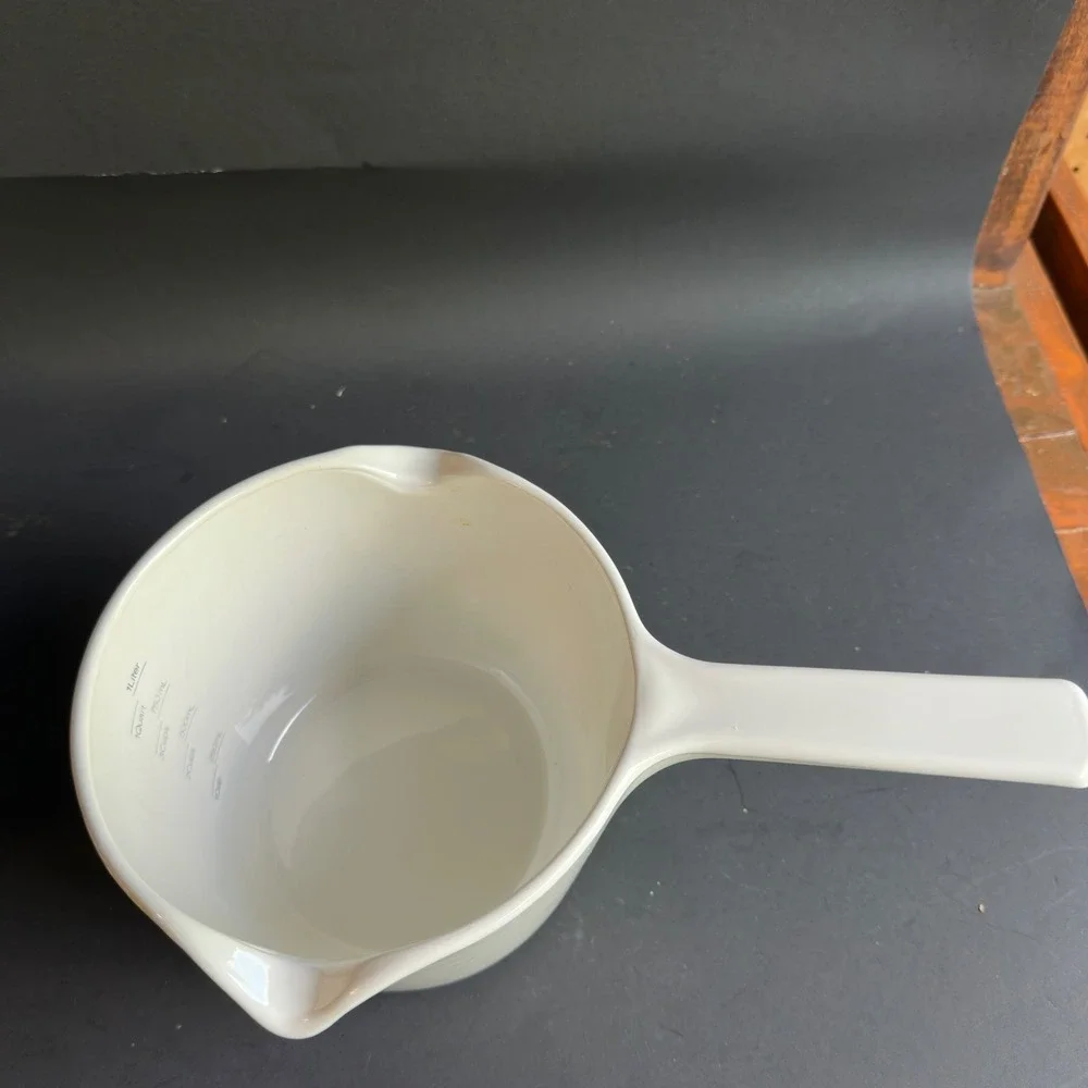 Corning Ware Saucepan Vintage White Pyroceram M-68-B 1 Quart Pour Spout 10.5in